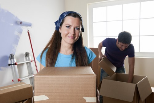 Local moving service planning access and parking in Bermondsey