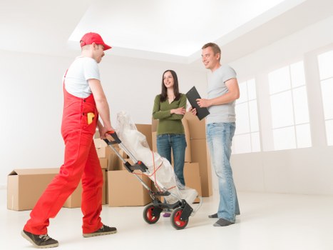 Vehicle and equipment safety checks before a move