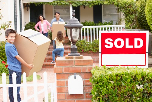 Removal van Bermondsey pricing for local homes and businesses
